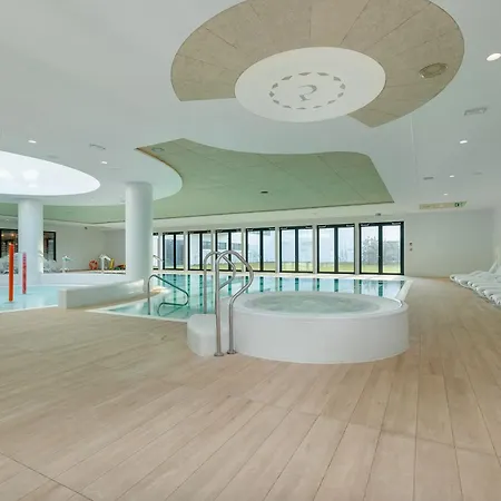 Prestige 613 - Tuz Przy Plazy - Basen, Sauna, Jacuzzi W Cenie Pobytu - Easy - Rent פוביירובו